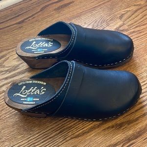 Lotta From Stockholm black leather clogs size 38 (US size 7.5)